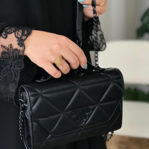 حقيبة برادا كروس بودي مبطنة