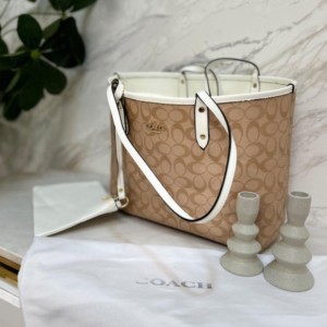 حقيبة كوتش ديمبسي توت