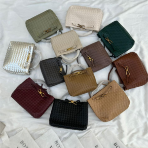 حقيبة بوتيغا فينيتا كلاتش